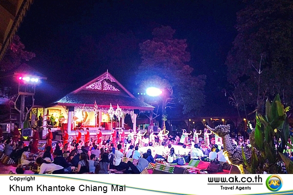 Khum Khantoke Chiang Mai05