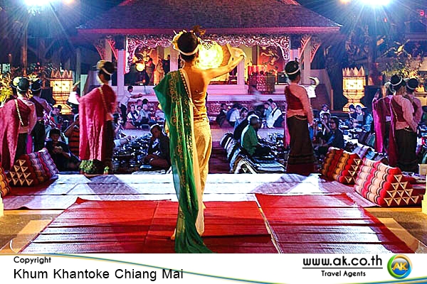 Khum Khantoke Chiang Mai07
