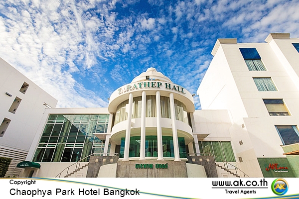 Chaophya Park Hotel Bangkok02