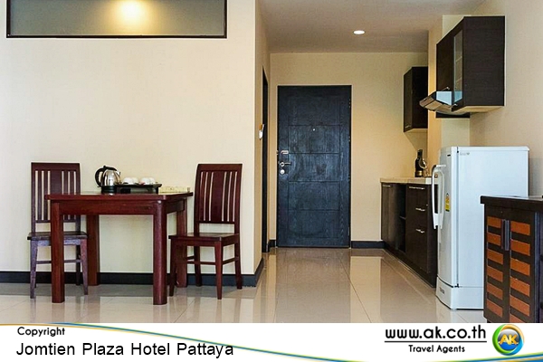 Jomtien Plaza Hotel Pattaya012