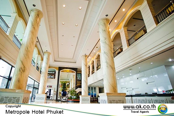 Metropole Hotel Phuket 04