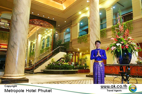 Metropole Hotel Phuket 05