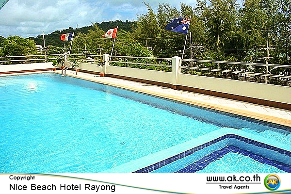 Nice Beach Hotel Rayong03