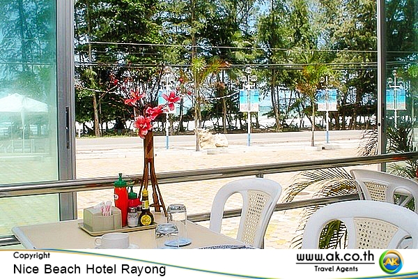 Nice Beach Hotel Rayong08
